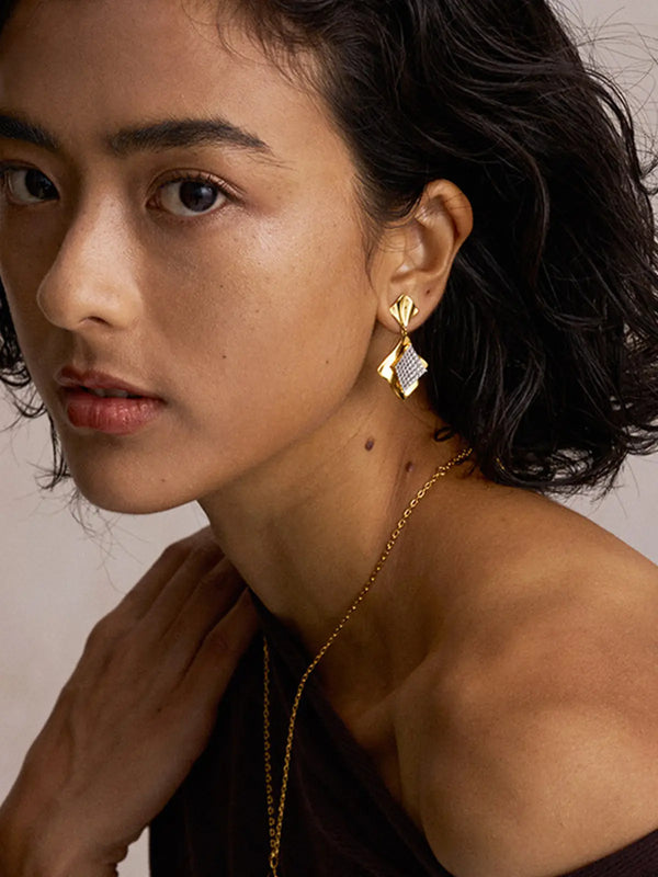 Streamer Wave Diamond Drop Earrings